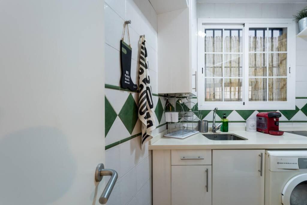 Pretty Duplex In Bohemian District-City Center Séville Extérieur photo